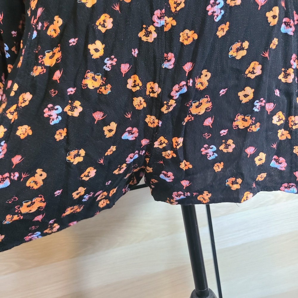 Free People Romper Womens 12 Black Floral Button Front Long Sleeve V-Neck - Picture 11 of 16